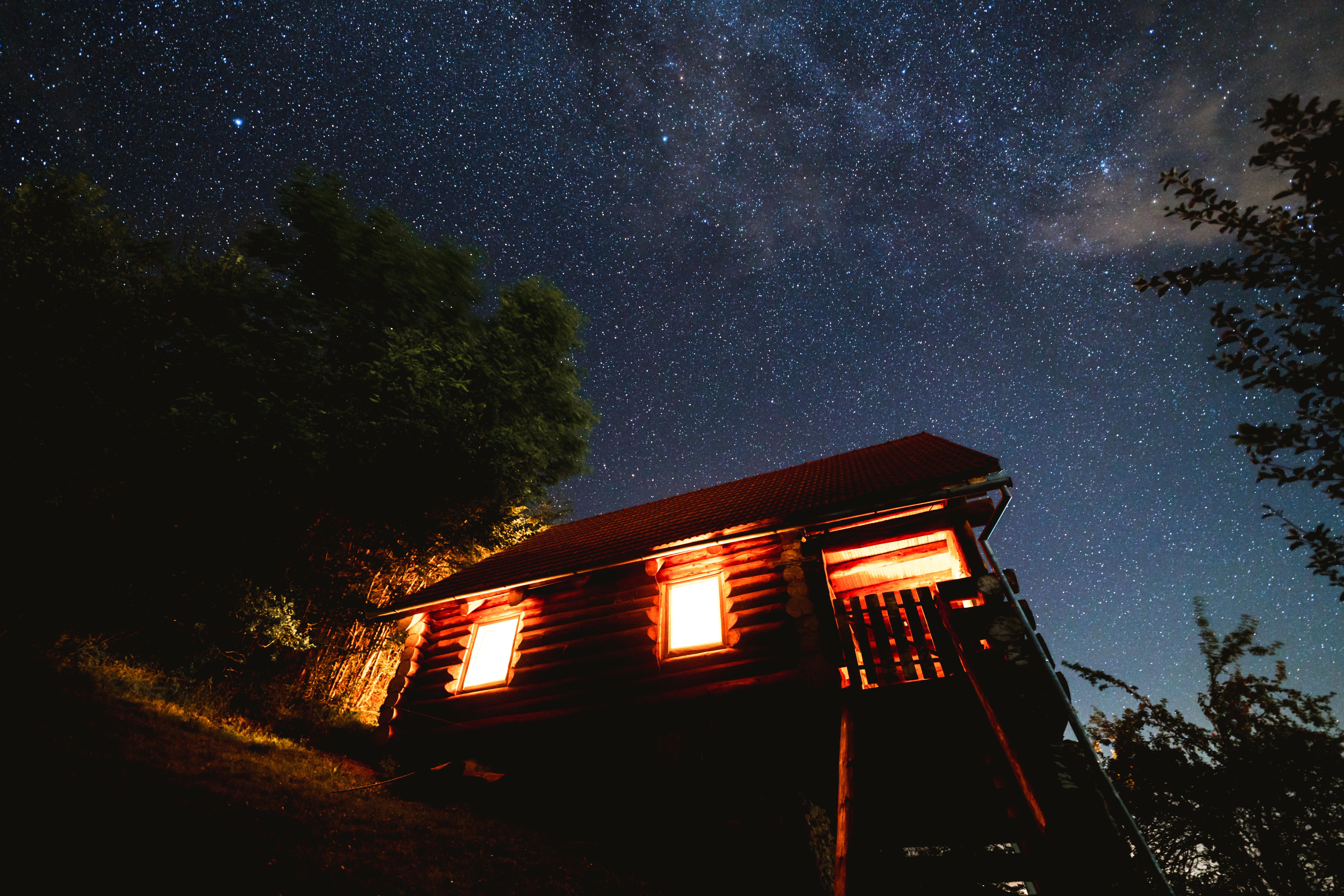 Tips for Maintaining Your Log Cabin
